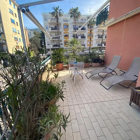 Lemon Отель типа 