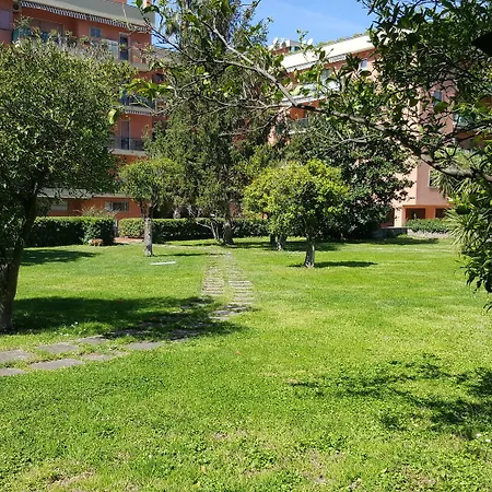 Lemon לינה וארוחת בוקר 3*