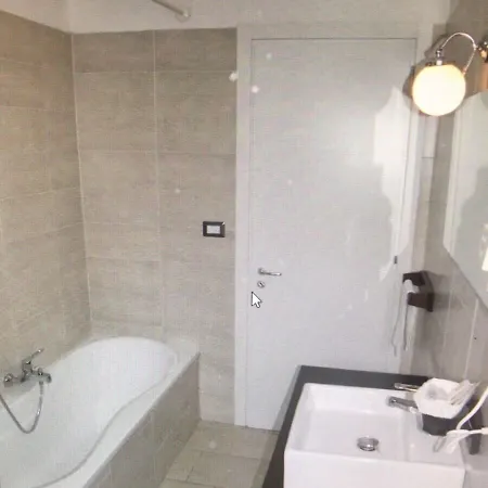 לינה וארוחת בוקר Lemon