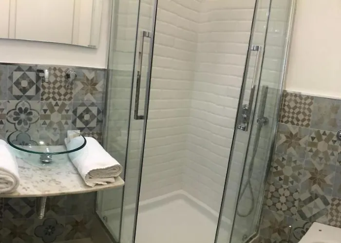 Lemon Bed and Breakfast 3*