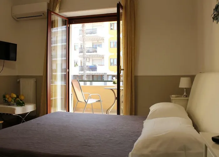 Bed and Breakfast Lemon